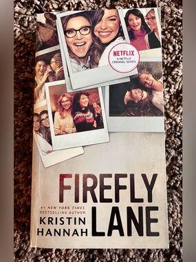 Firefly Lane by Kristin Hannah - Paperback Book
